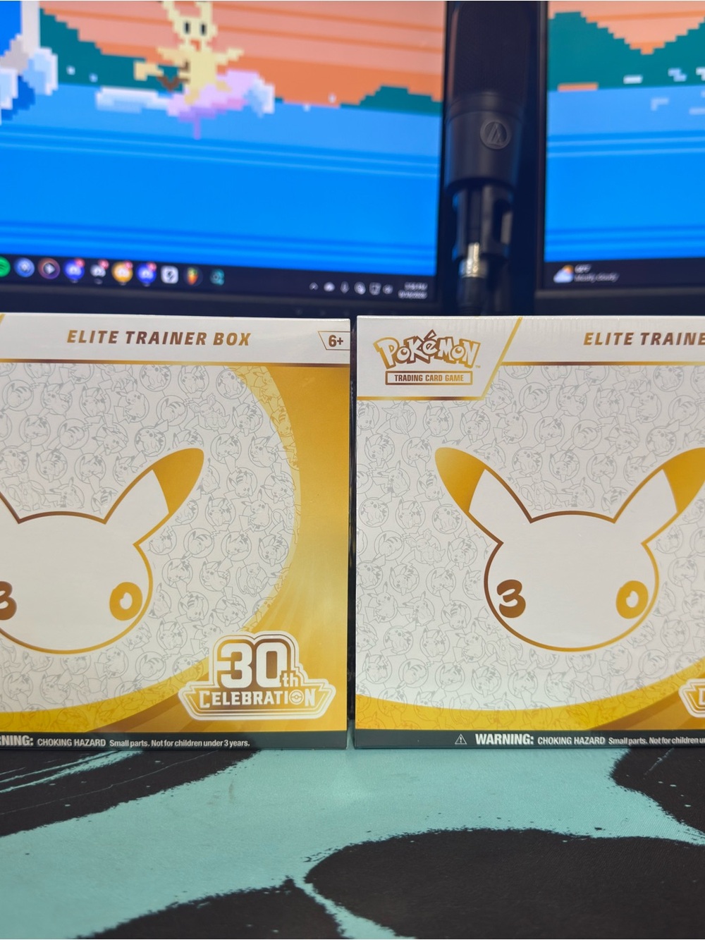 Pokemon Elite Trainer Box - White & Gold 30th Celebration Design